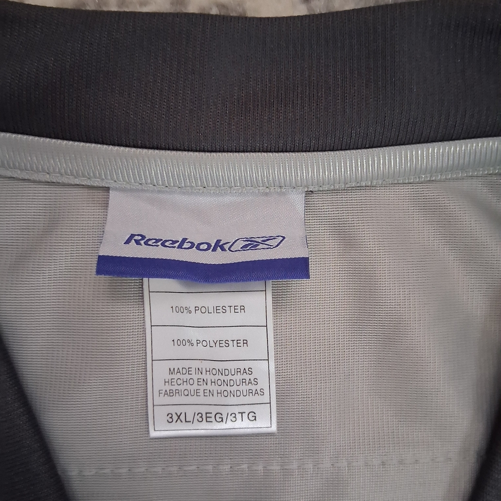 Reebok Men's Gray and Red Falcons Jersey - Picture 2 of 3